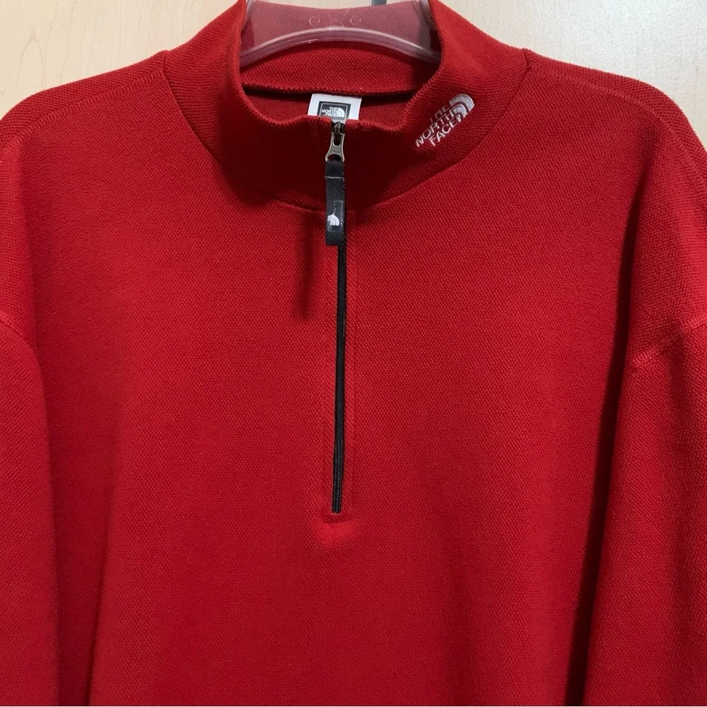 The North Face  Flight Series Sweater Men's‎ 1/4 Zip Long Sleeve Pullover Red L